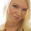 Introducing Laverne: Your Flirty and Open-minded Cam Companion from Warwick!